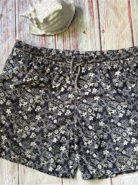Vilebrequin Classic Swim Trunks. XXL.